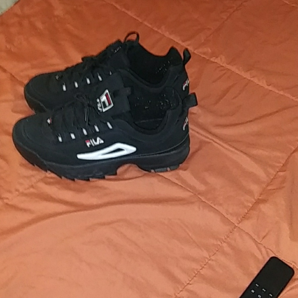 Sneakers - Picture 2 of 3